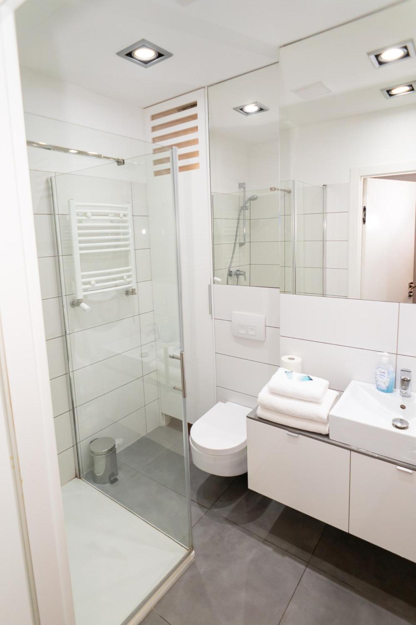 Apartamenty Triton Park Варшава Екстериор снимка